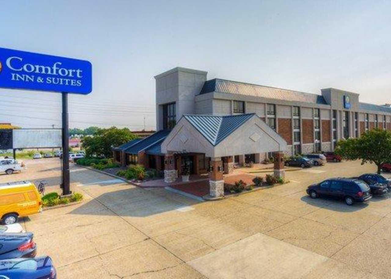 Comfort Inn & Suites Evansville Airport Exterior photo