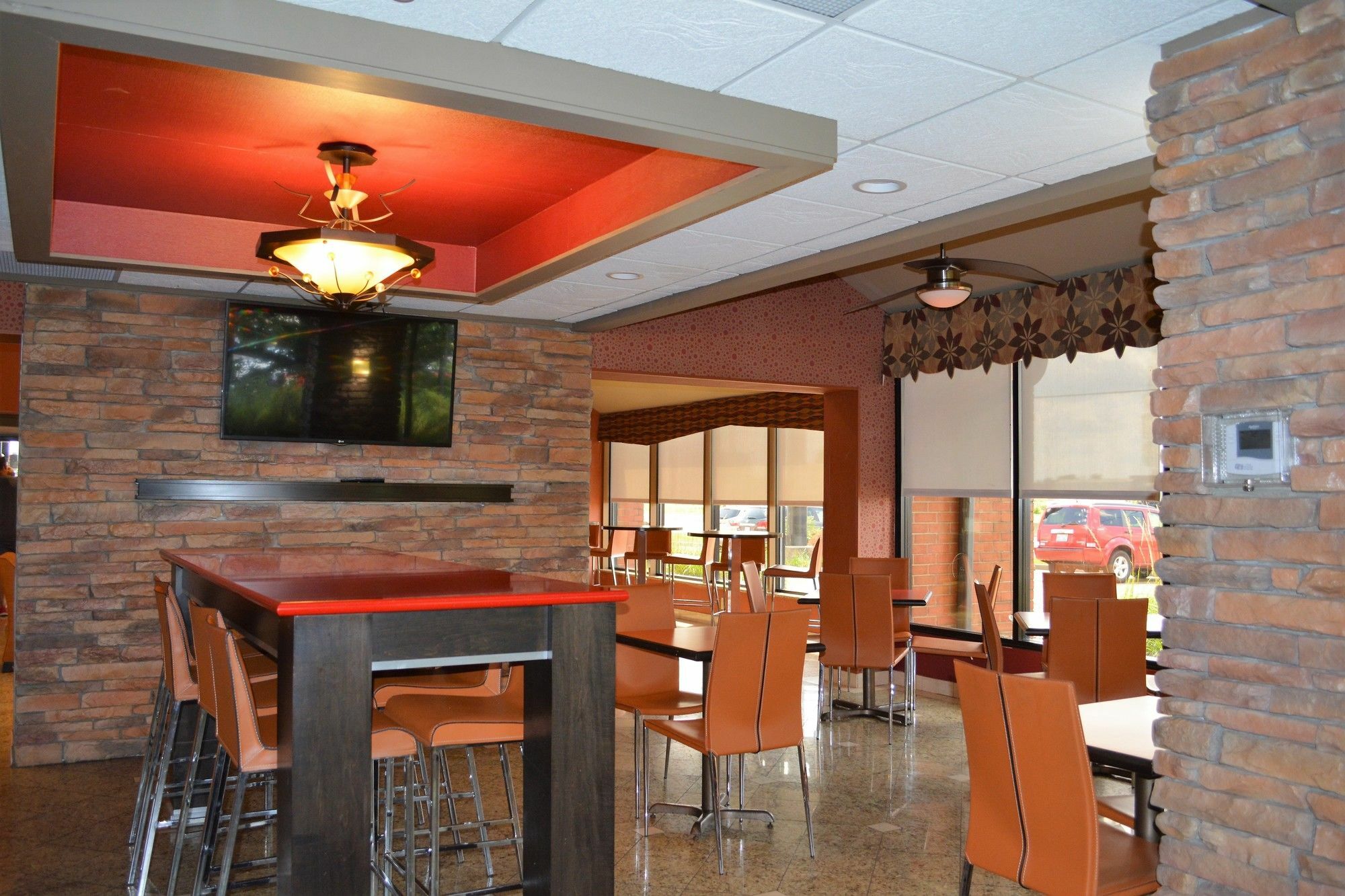 Comfort Inn & Suites Evansville Airport Exterior photo