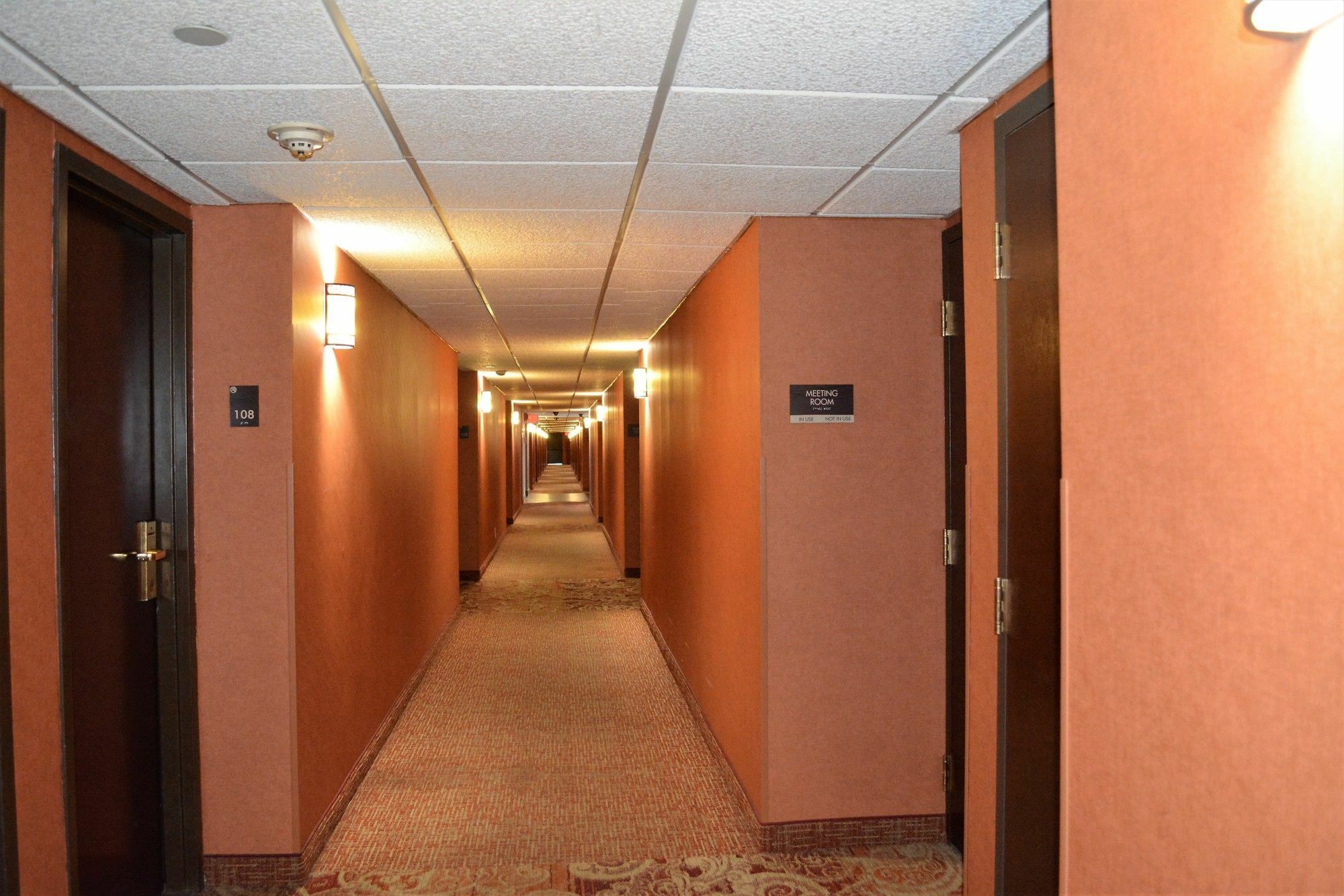 Comfort Inn & Suites Evansville Airport Exterior photo