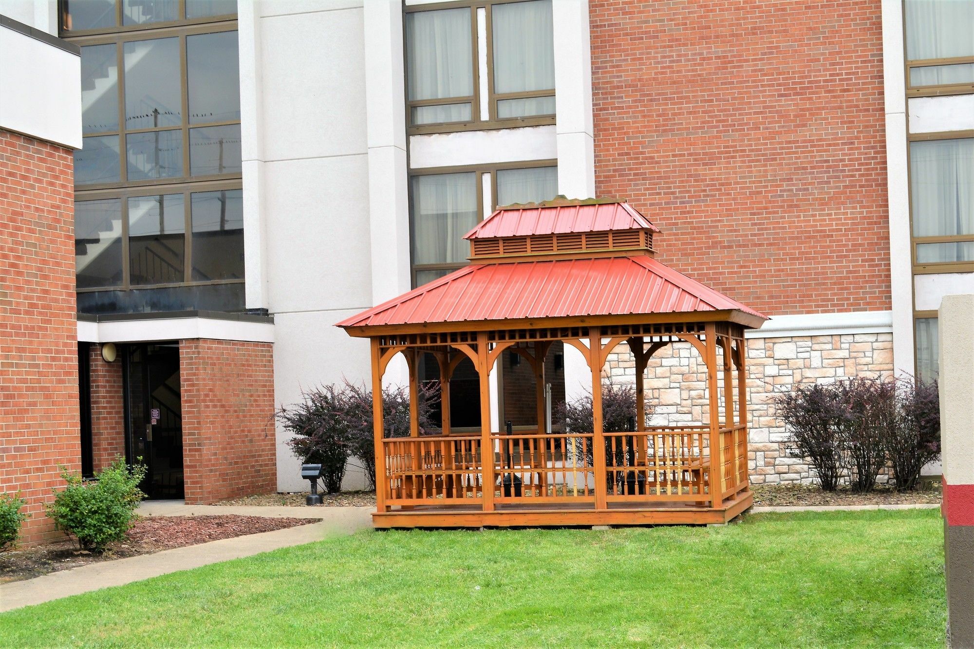 Comfort Inn & Suites Evansville Airport Exterior photo